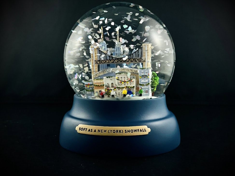 brooklinen-custom-snow-globe-2